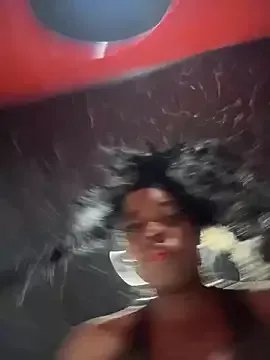 Freechat Thyana_LS on StripChat