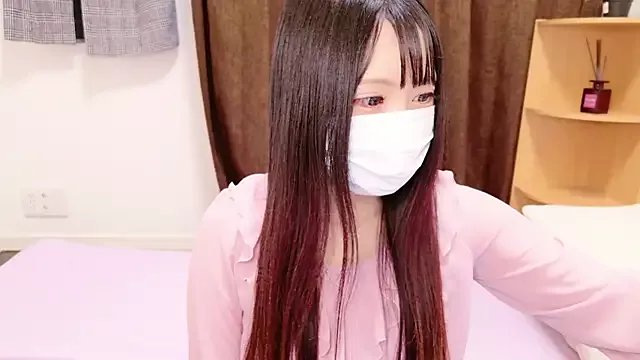 Group tsumugi_h on StripChat