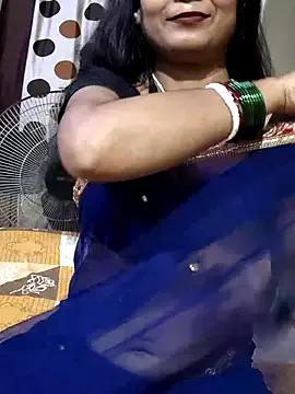 Freechat yoursweety09 on StripChat