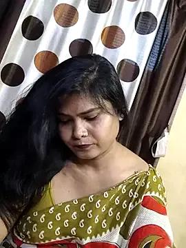 Freechat yoursweety09 on StripChat