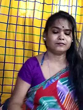 Freechat yoursweety09 on StripChat