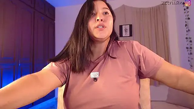 Freechat Zetrionn on StripChat